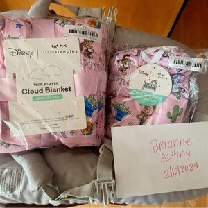 Disney Little Sleepies Pink Toy Blanket & crib sheet